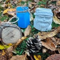 Set pictură (4 bucăți: figurină ipsos, borcan vopsit, con de brad, rondea din lemn) – set creativ cu figurină din ipsos, borcan vopsit, con de brad și rondea din lemn